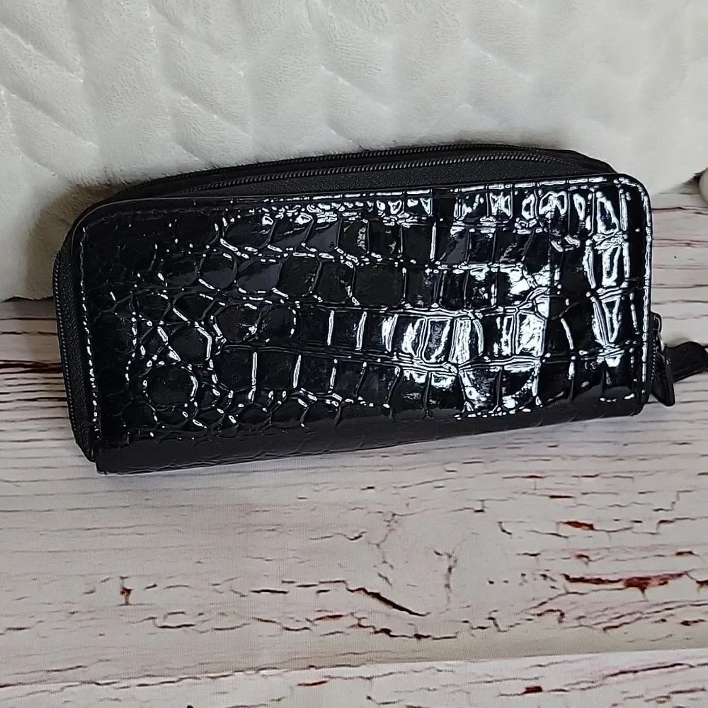 Unbranded Black Patent Wallet NWOT
